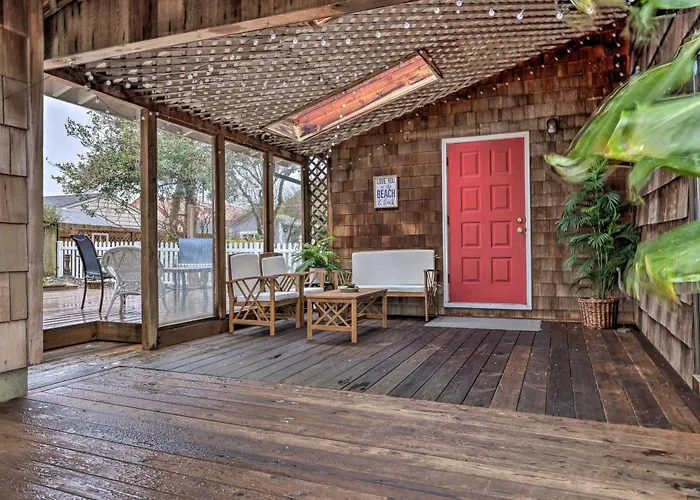 Cozy Seaside Home With Patio - Walk To Seaside Beach